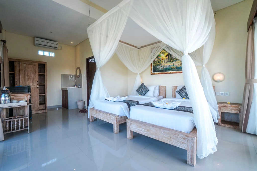 Adi Bisma Inn — 4