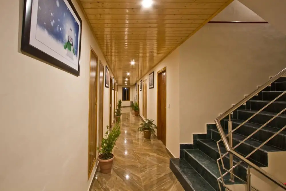 Hotel photo 12