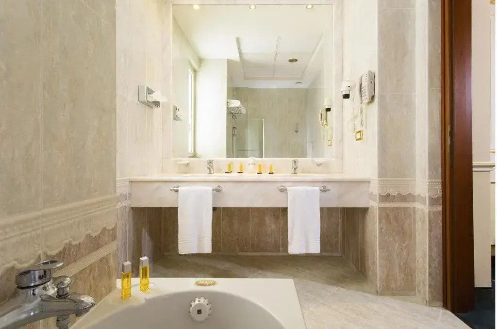 Grand Hotel Vanvitelli - Chambres