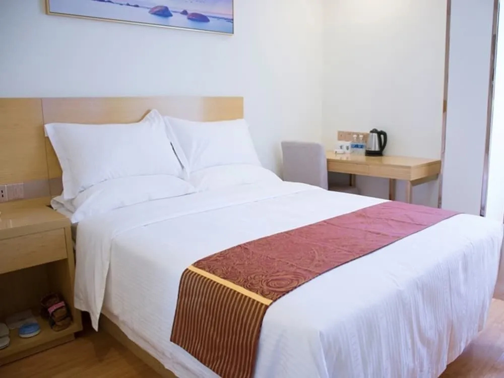GreenTree Alliance Sanya First Market Hotel