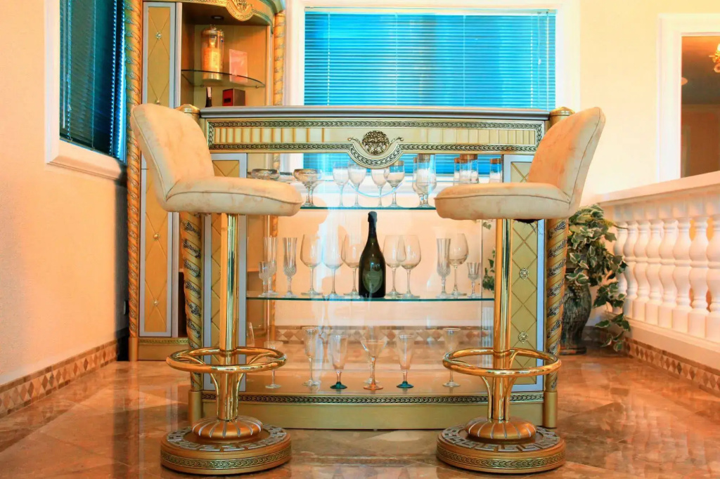 Monaco Suites de Boracay Hotel