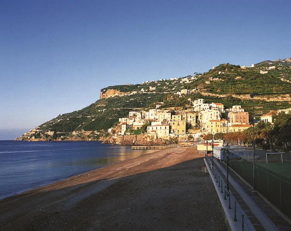 Beach & Waterfront