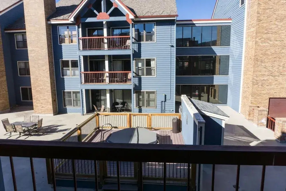 River Mtn Lodge E307