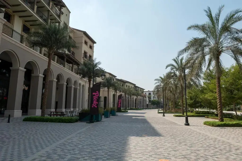 Elegant 1 Bedroom in Madinat Badr
