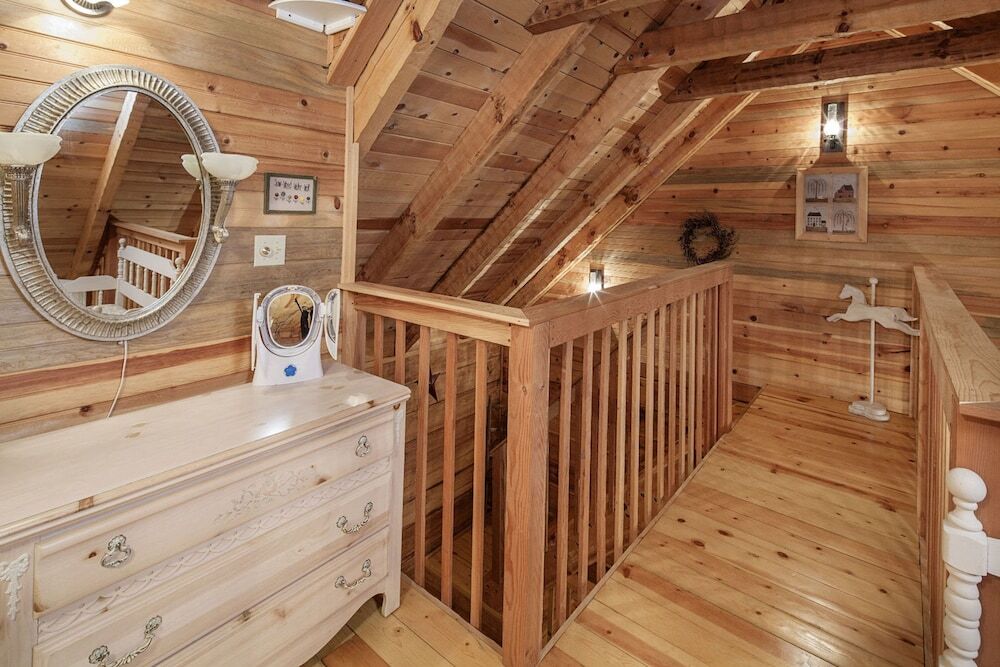 Отель Jalyns Treehouse by Eagles Ridge Resort, фото 2