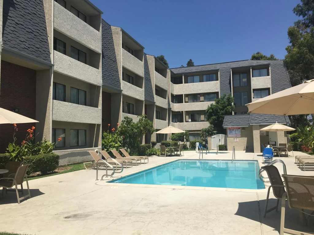 Best Western Plus West Covina Inn - Général