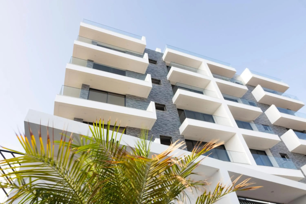 3 bdr aprt, amazing seaview, rooftop pool - LCGR