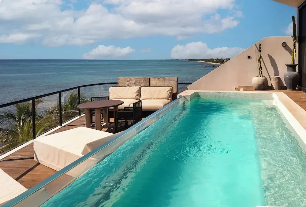 Deluxe Quadruple Apartment beachfront
