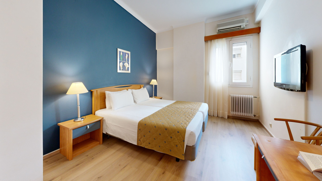 Lucy Hotel - Général