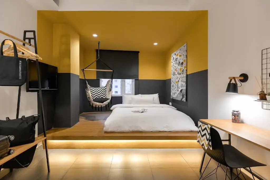 Deluxe Nest Double room (full double bed)