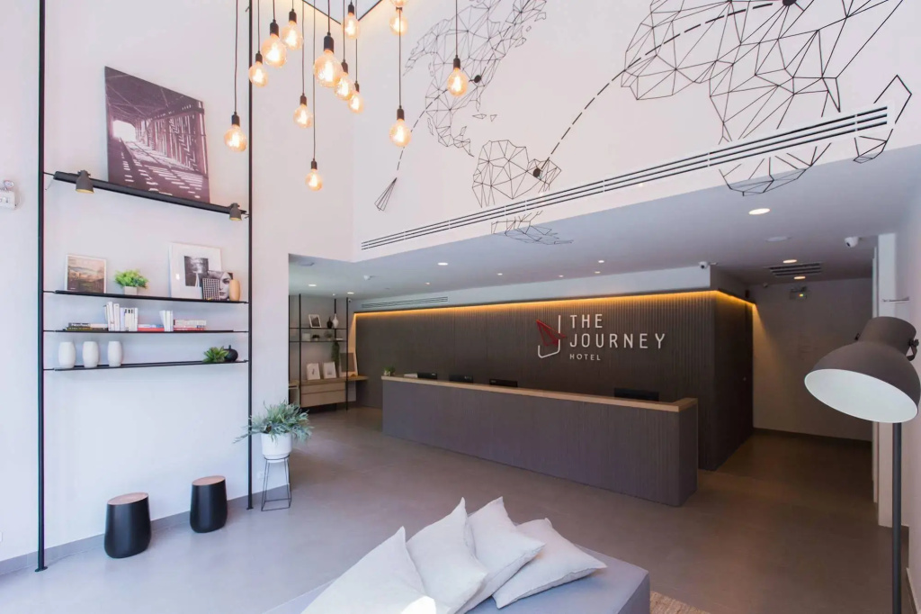 The Journey Hotel — фото