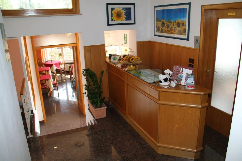 Image 10