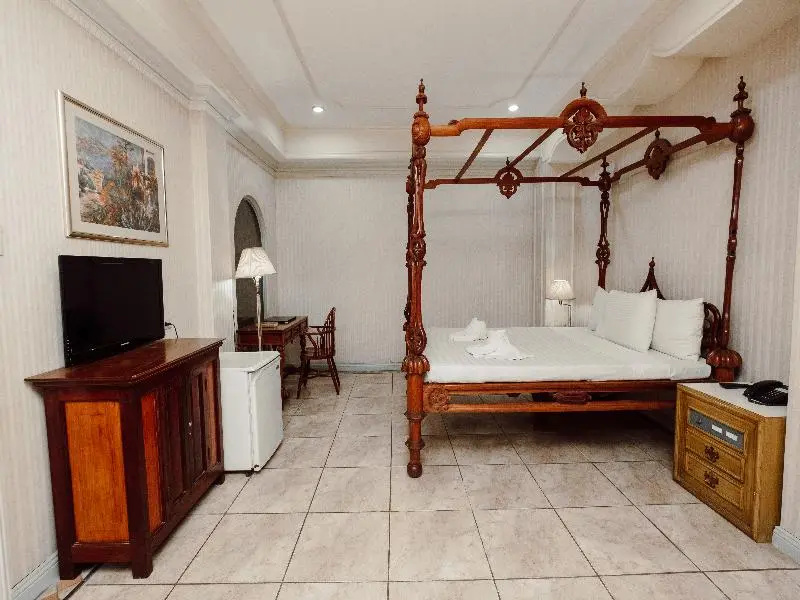 Standard Junior Suite