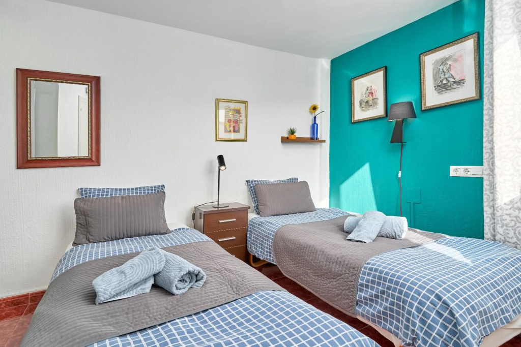 2 Bedrooms 2 Bath — 5