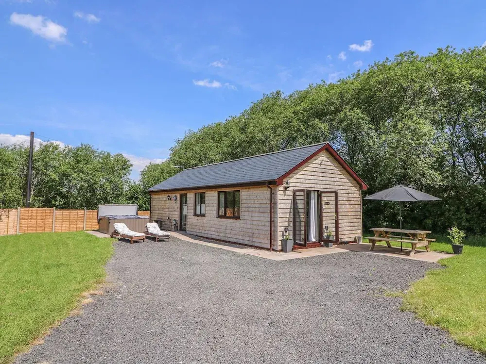 Cherry Tree Lodge