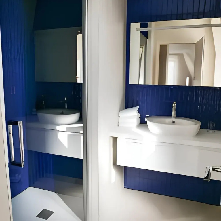Comfort room