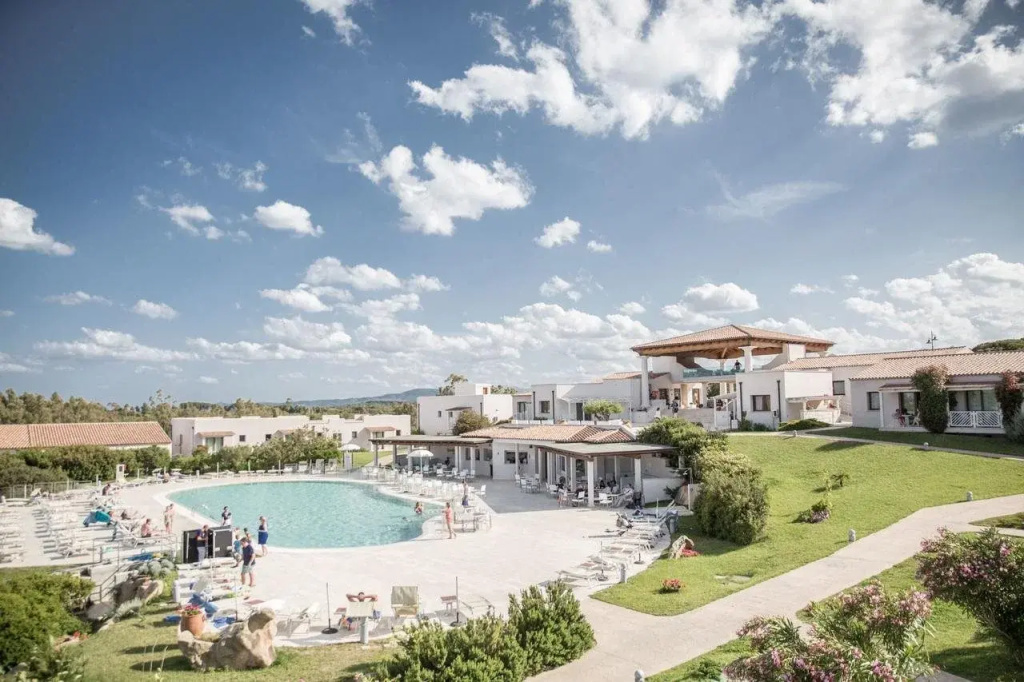 Beach & Waterfront