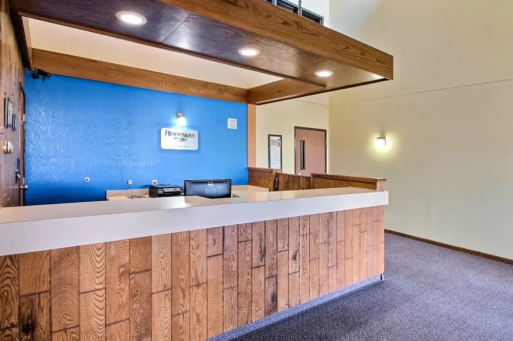 Lobby & Reception