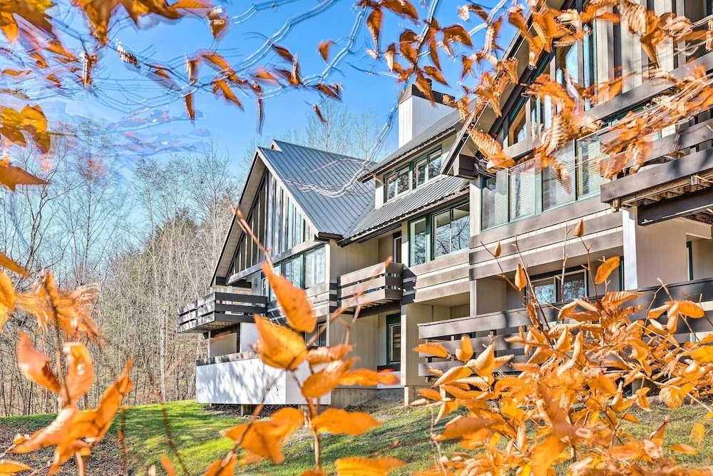 Lincoln Retreat w/ Village of Loon Amenity Access