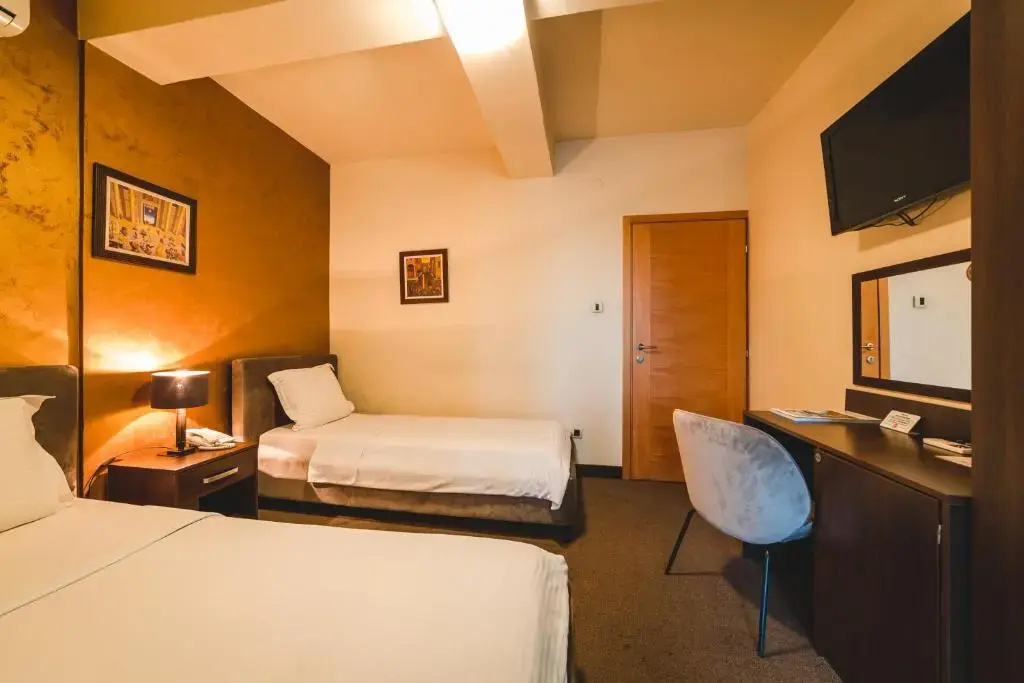 Keto Hotel - Chambres