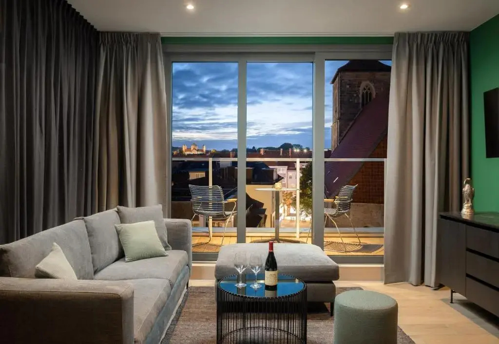Suite with balcony
