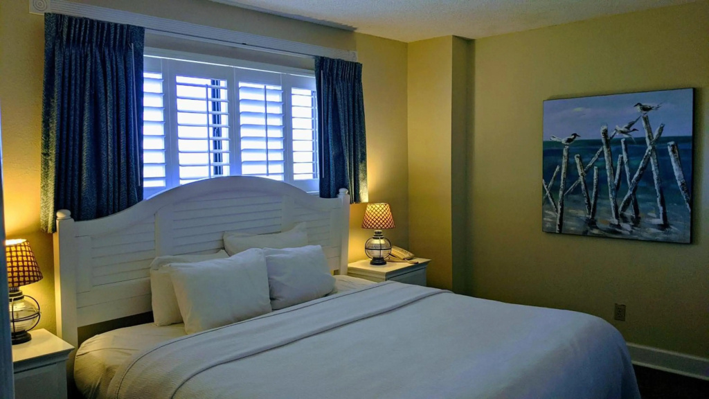 Shell Island Resort - All Oceanfront Suites — 3