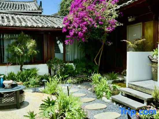 Xunmiju Inn