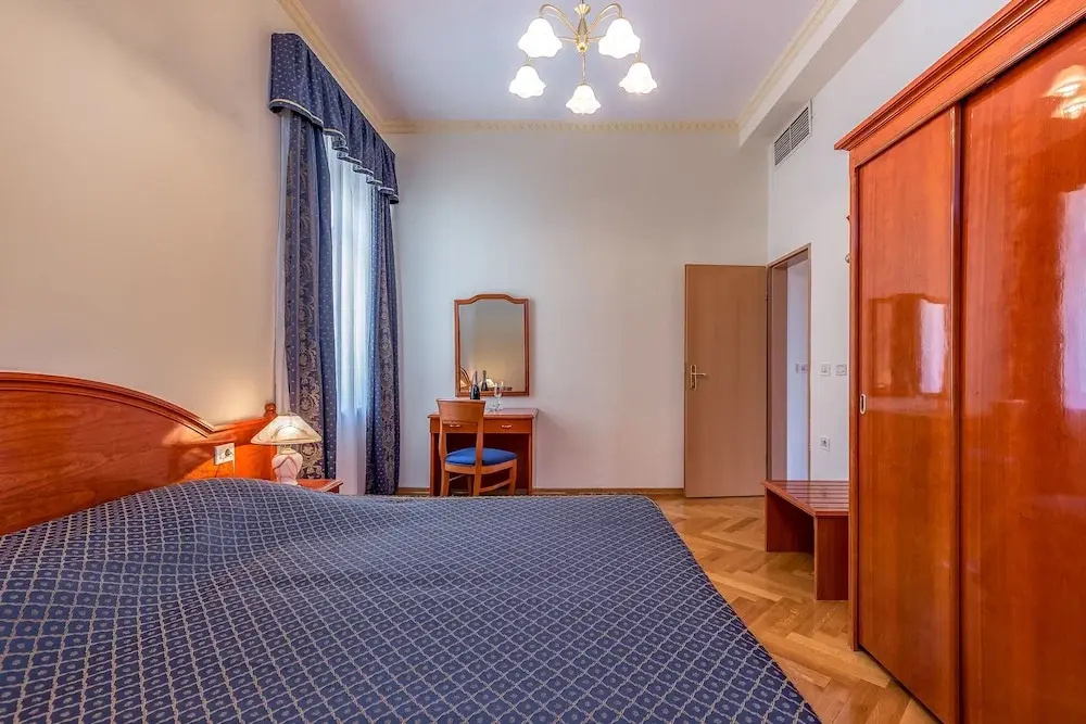 Classic room