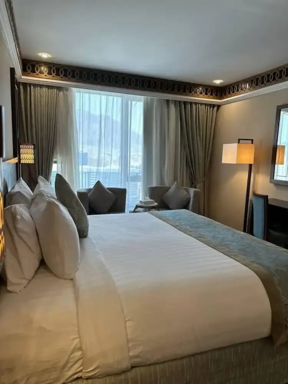 Double room (full double bed)
