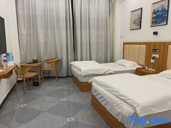 Madrigal hotel 73