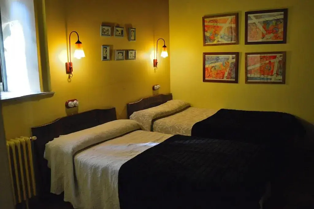 Standard Double room (twin beds)