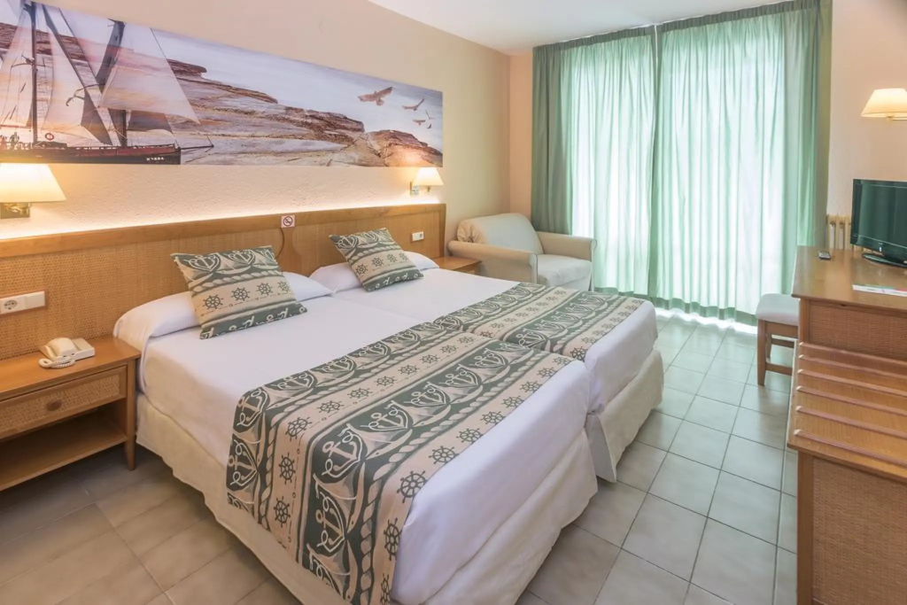 Hotel GHT Oasis Tossa & Spa - Général