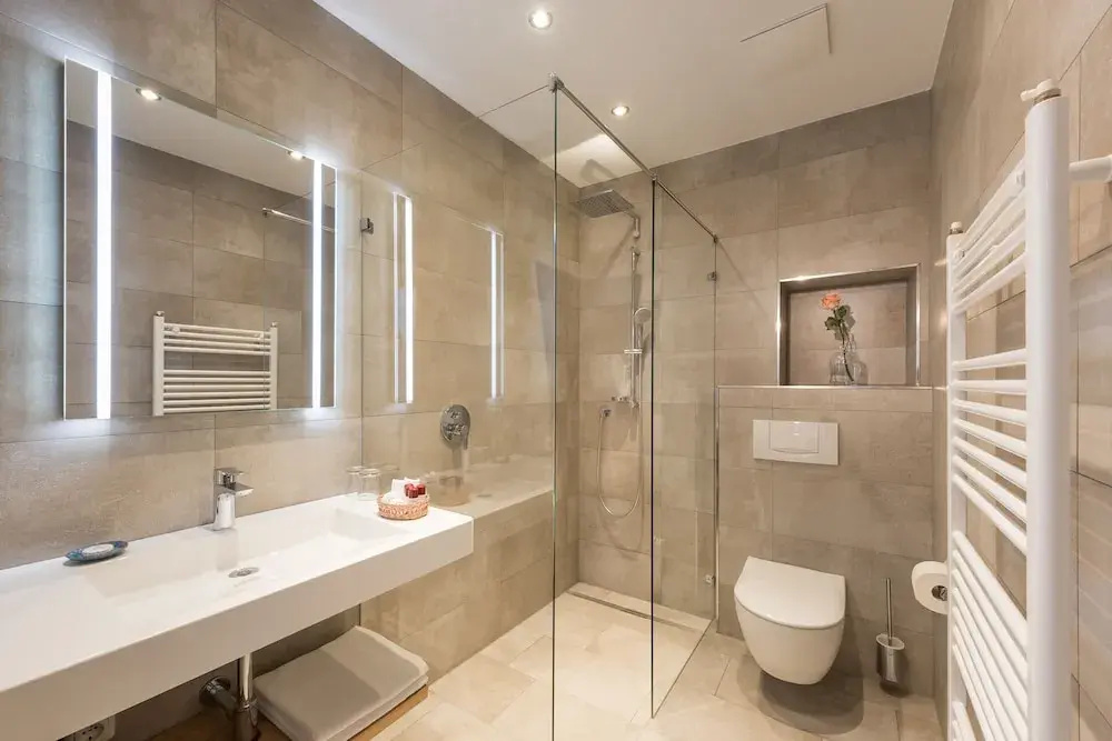 Superior Double room with balcony full double bed