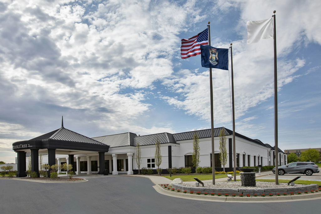 DoubleTree by Hilton Detroit Novi