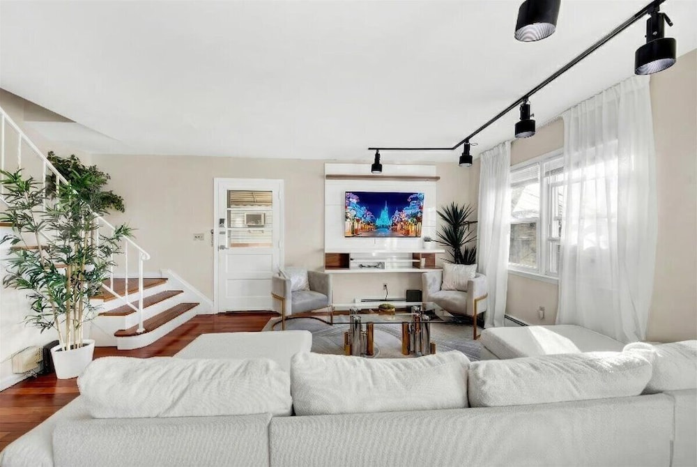 3BR Prime Luxury NY - Free Parking