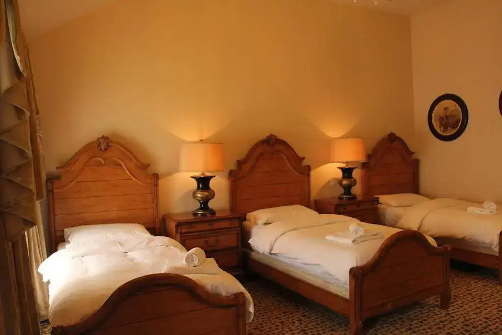 Newbury Hotel - Général