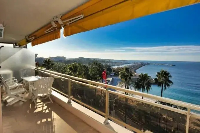 Croisette splendid sea views