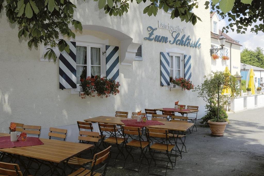 Restaurant - Hotel "Zum Schlössle Finningen" image