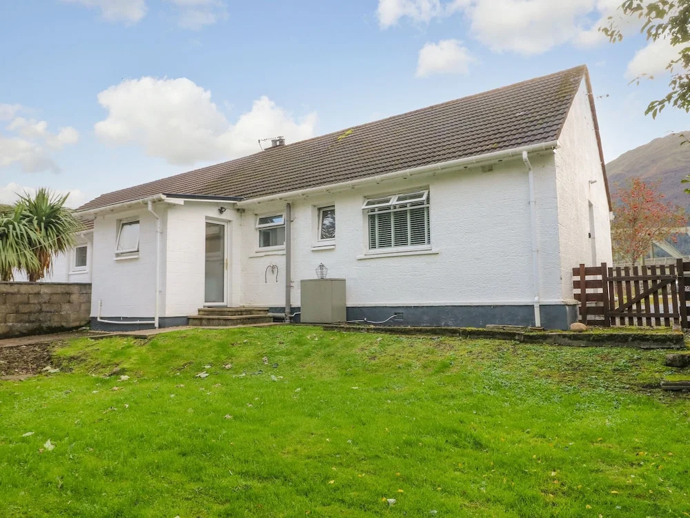 Holly Cottage