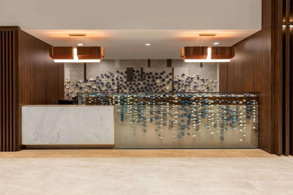 Lobby & Reception