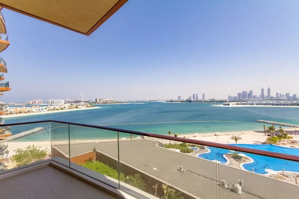 Beach & Waterfront