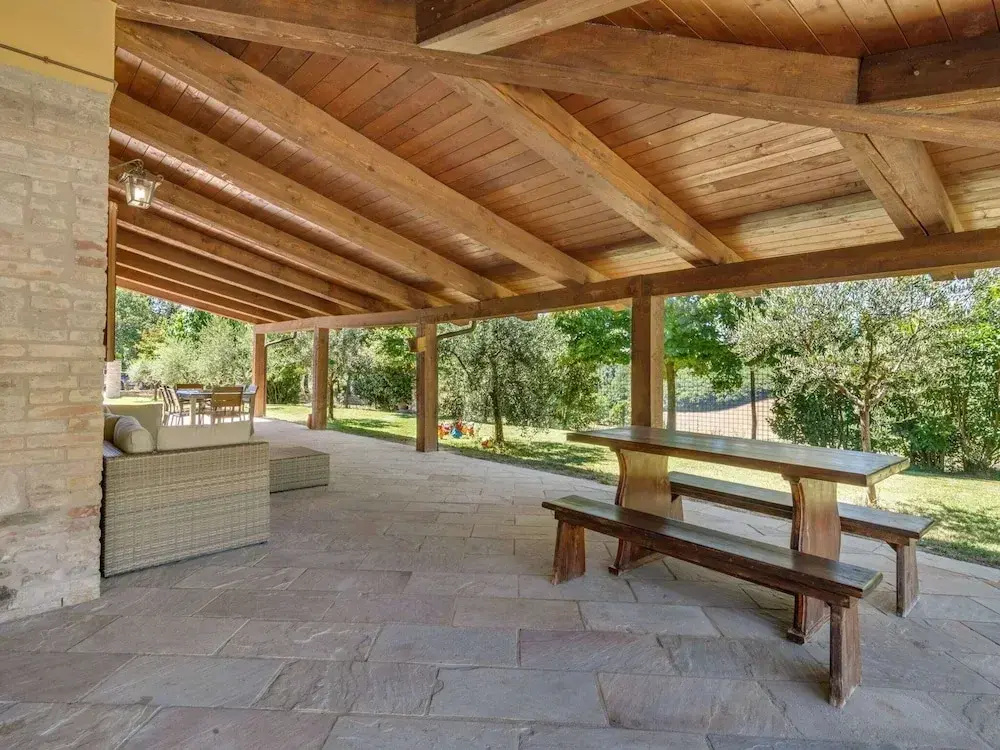 Villa in Piandimeleto With Pool & Sauna