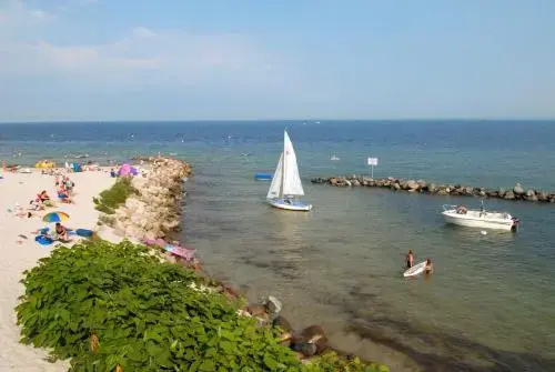 Beach & Waterfront