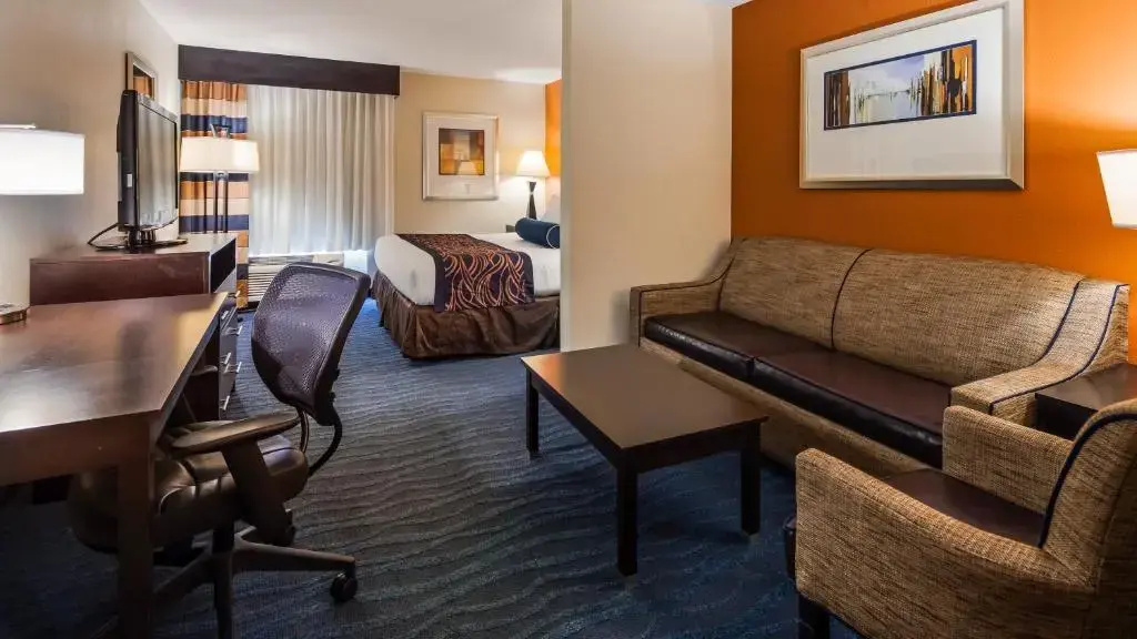 Holiday Inn & Suites Columbia NE - Ft Jackson Area by IHG - Chambres