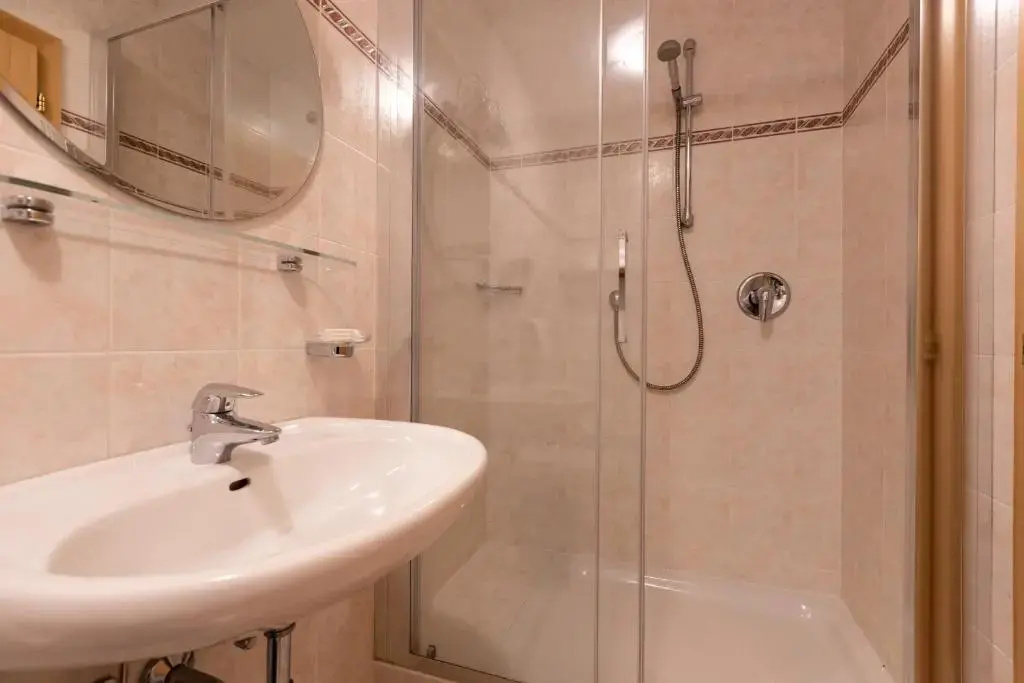 Hotel Tyrol - Chambres