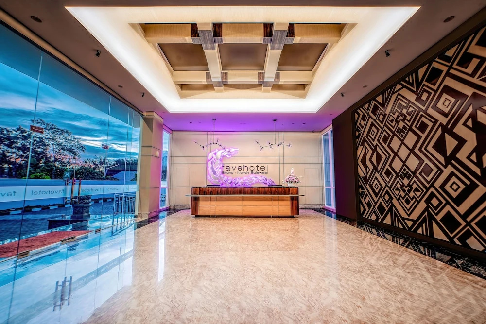 Lobby & Reception