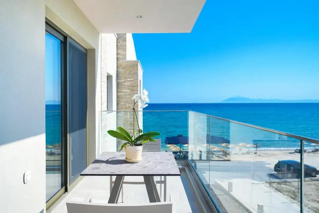Beach & Waterfront