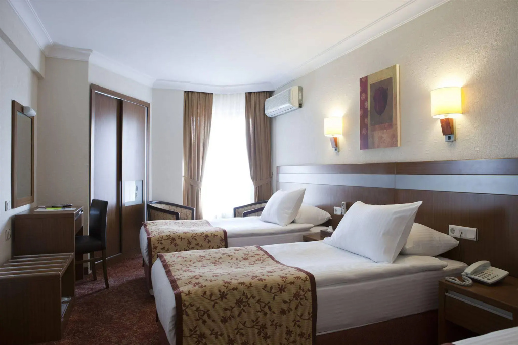 Hotel photo 5