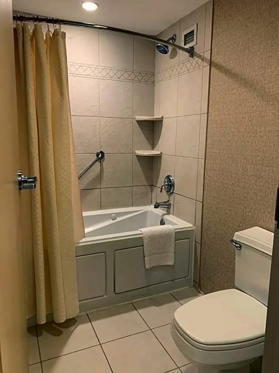 Standard Double room with land view (full double bed)