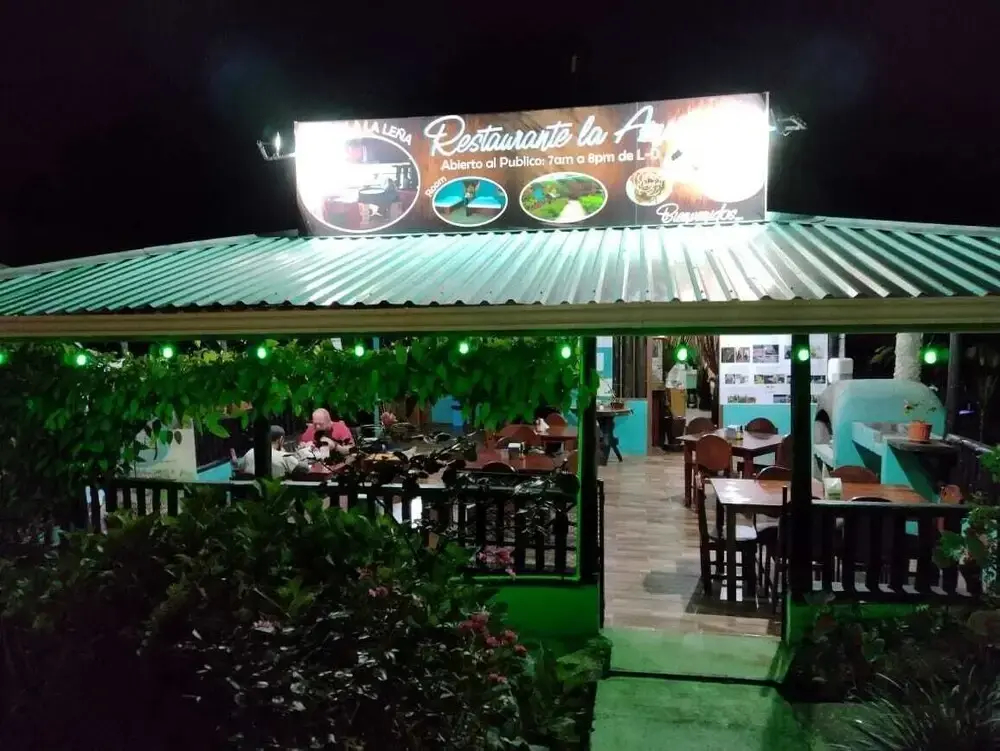 Posada Rio Celeste La Amistad